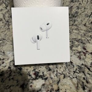 Apple AirPods Pro 2 with MagSafe Charging Case